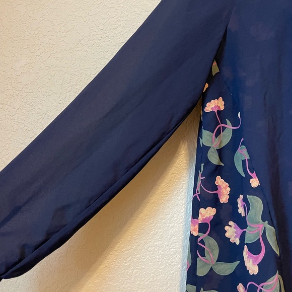 SOLD 🚫 Anthropologie Maeve Sheer Long Sleeves Blouse - Picture 3 of 10